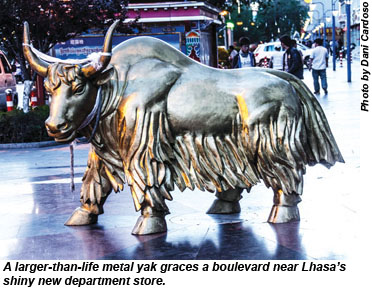 Metal Yak in Lhasa