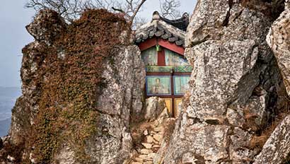 Korea-BuddhistDosoramHermitage410