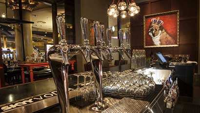 GordonRamsayPub-Wine410