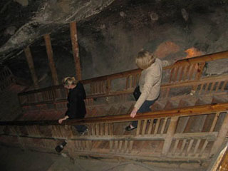 POL-1SALTMINE3